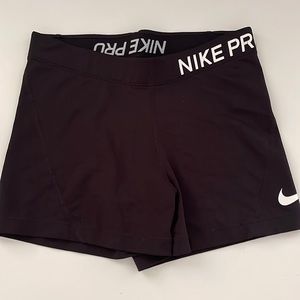 black nike pros 3”